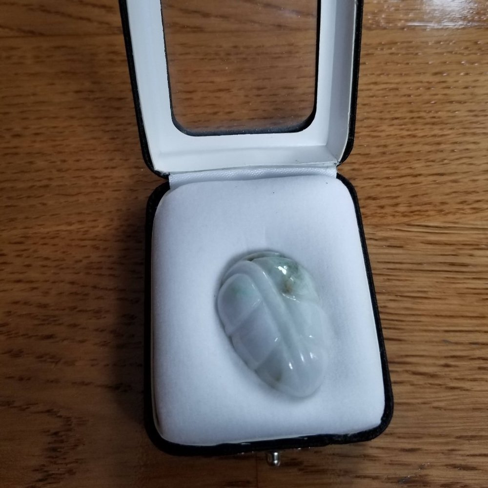 Jade Leaf carving
